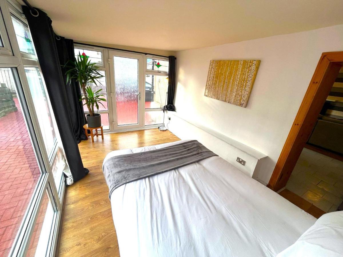 Elegant 2 Bedroom Chalet Edinburgh Eksteriør billede