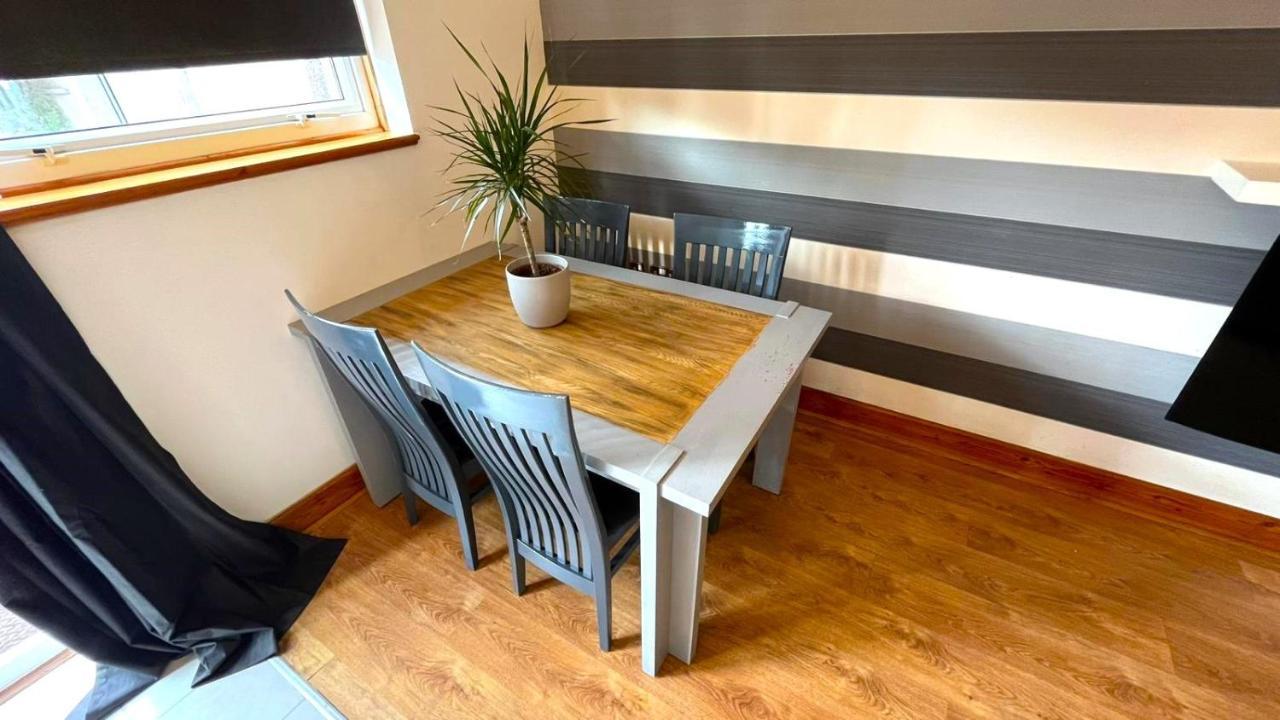 Elegant 2 Bedroom Chalet Edinburgh Eksteriør billede