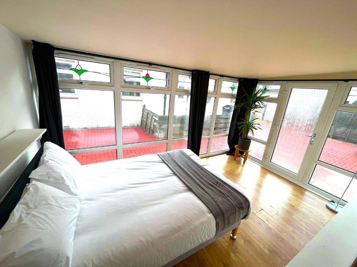 Elegant 2 Bedroom Chalet Edinburgh Eksteriør billede